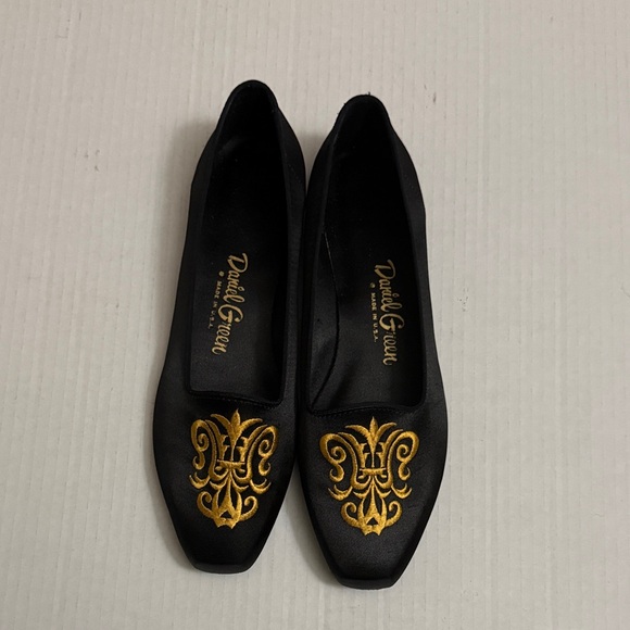 Daniel Green Black and Gold Women's Loafers - Picture 1 of 4